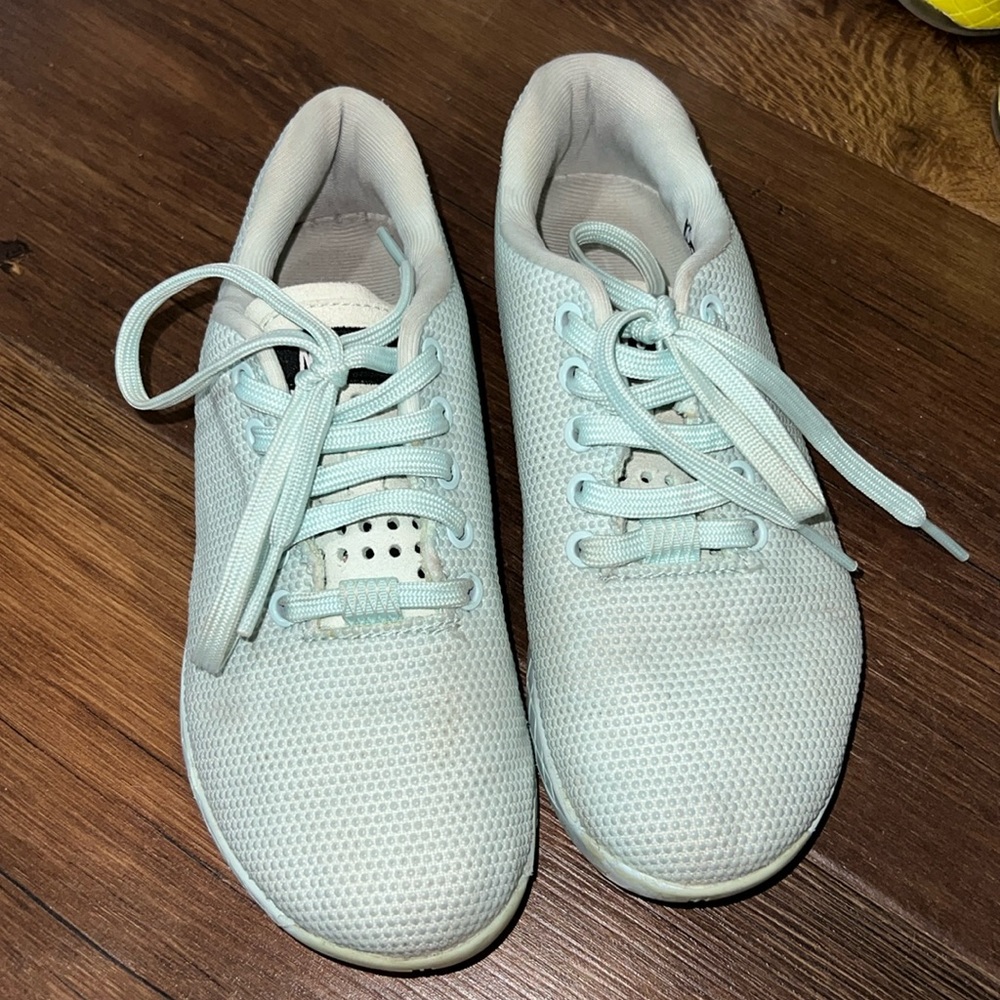Baby blue! Size 6.5!